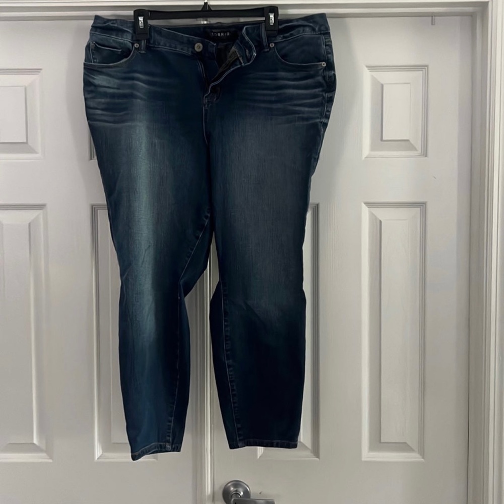Torrid High Rise Curvy premium blue jeans